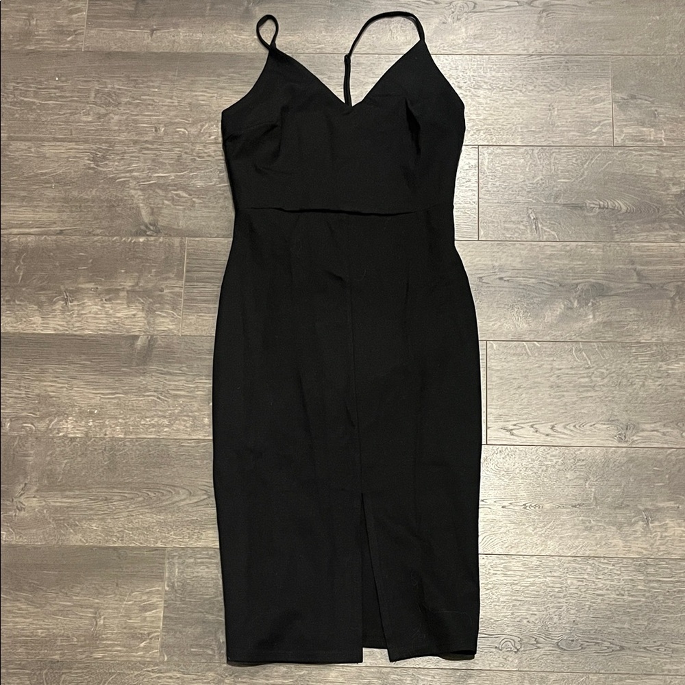 Elegant Black Sleeveless Dress